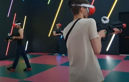 Nouveau VR Lasertag - La Réalité virtuelle en Free roaming